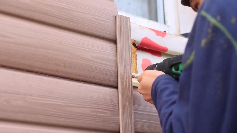 How To Choose The Right Materials for Your Siding Installation in 'Brambleton, VA